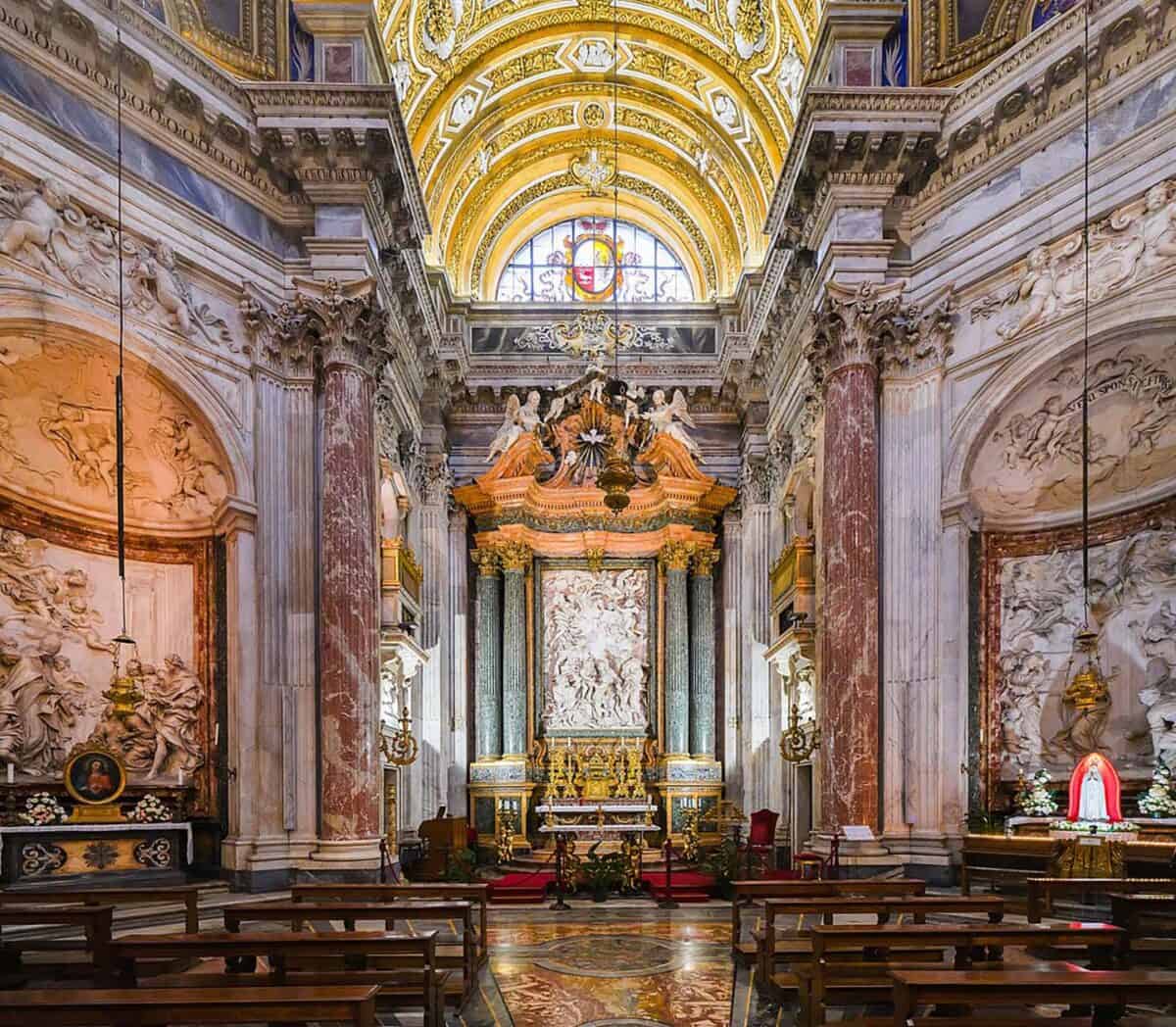 sant-agnese-in-agone-in-depth-look-with-photos-and-videos