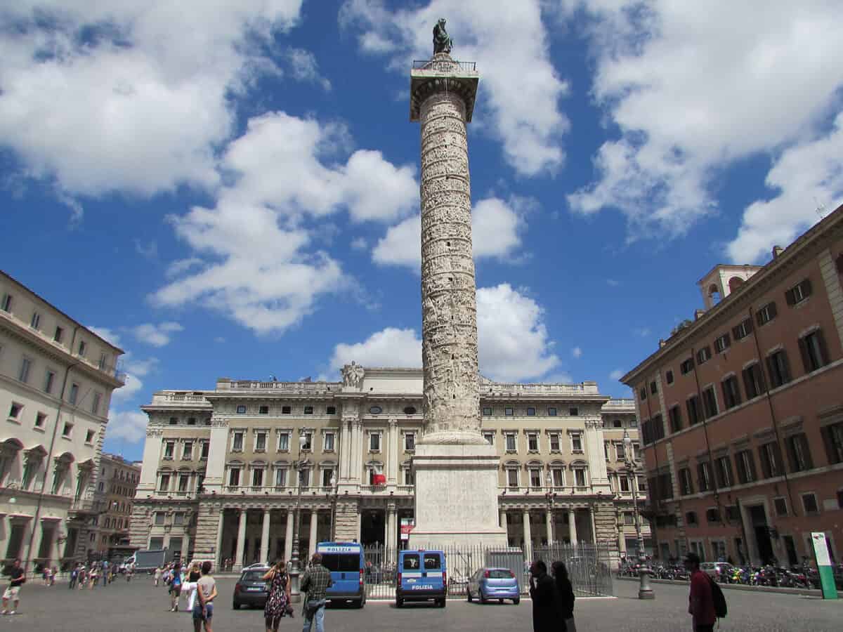 Colonna Neighborhood Rome: 21 Fascinating Places