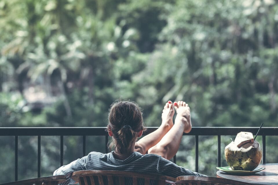 Dolce Far Niente: Keys Of Joy Of Doing Nothing In Italian Culture