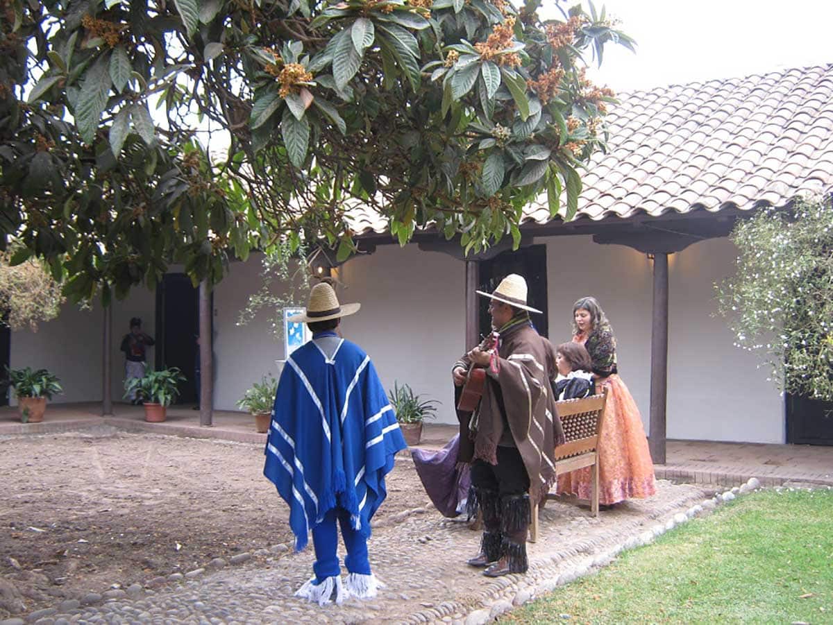 Atavio colonial chileno 23.12.2025