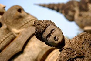 Which Religions Do Not Celebrate Holidays? 7 Powerful Ones