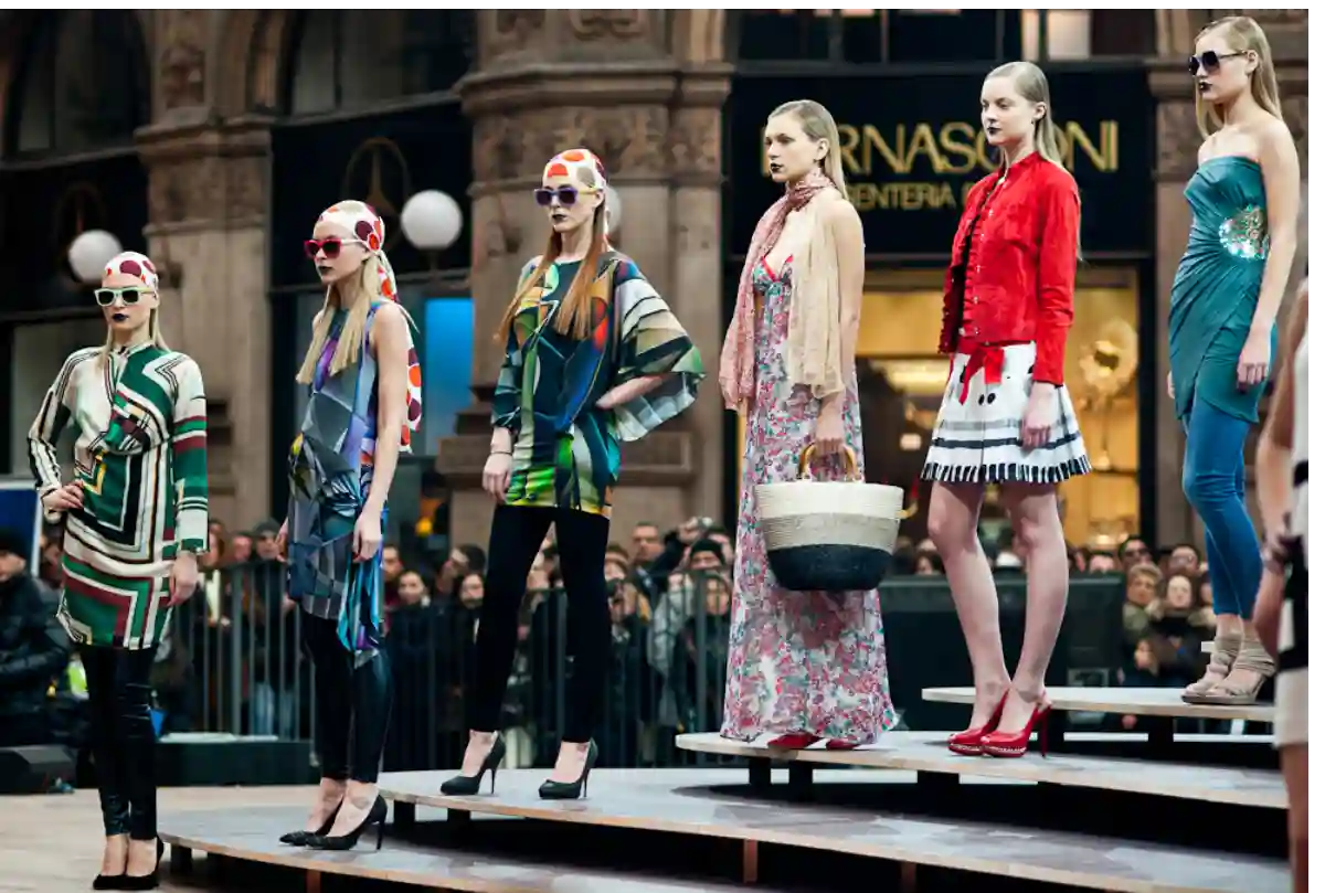 Runway scene from Milano Fashion Week highlighting innovative fashion and design. Runway scene from Milano Fashion Week highlighting innovative fashion and design.