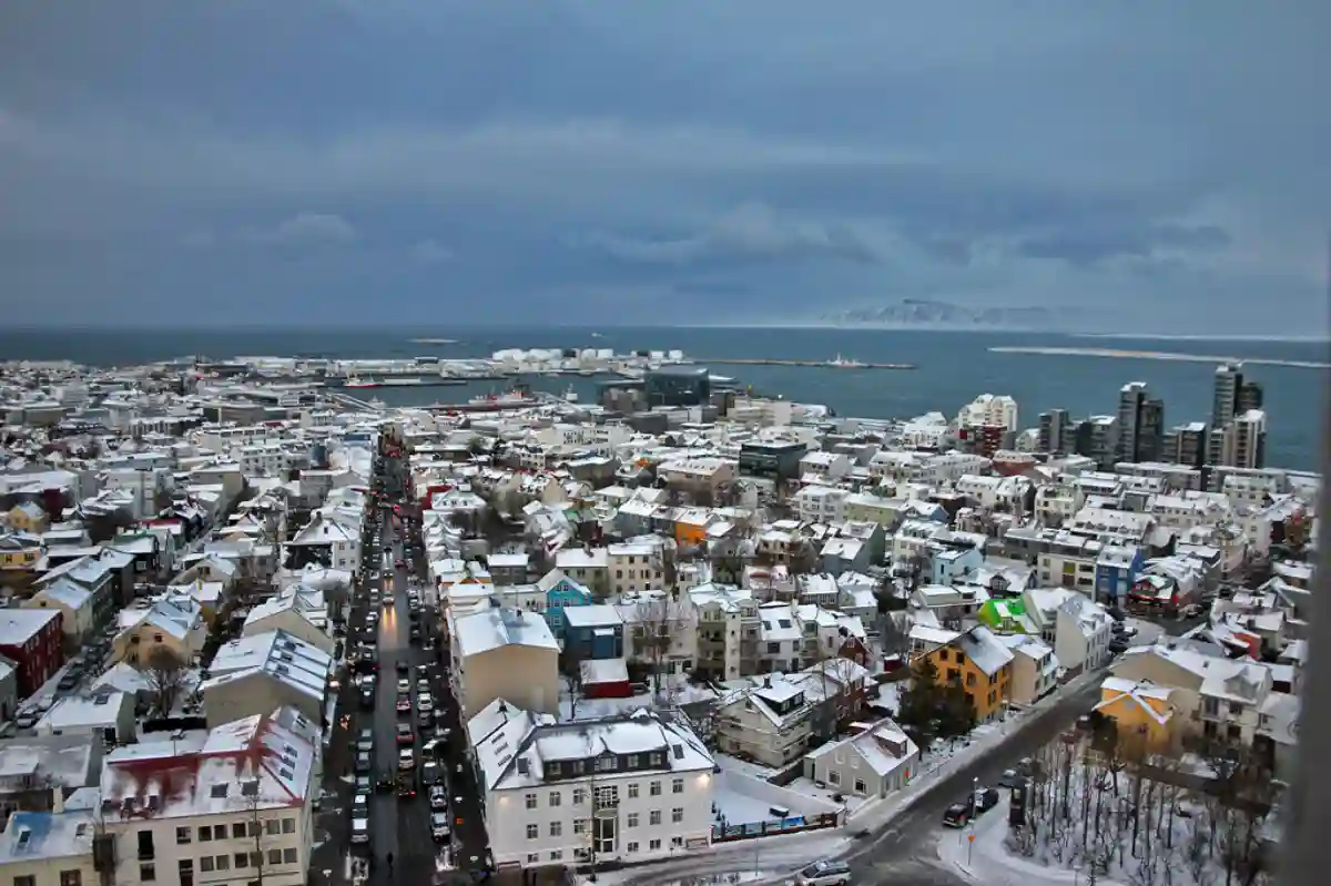 Reykjavik seen from the top of the Hallgrimur church. Reykjavik seen from the top of the Hallgrimur church.