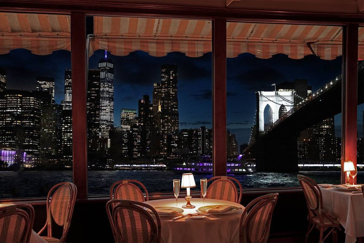 Top 10 Restaurants with the Best Views Around the World Top 10 Restaurants with the Best Views Around the World
