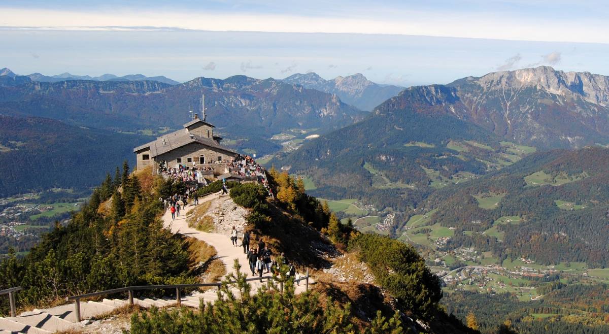 Top 10 Restaurants with the Best Views Around the World Top 10 Restaurants with the Best Views Around the World