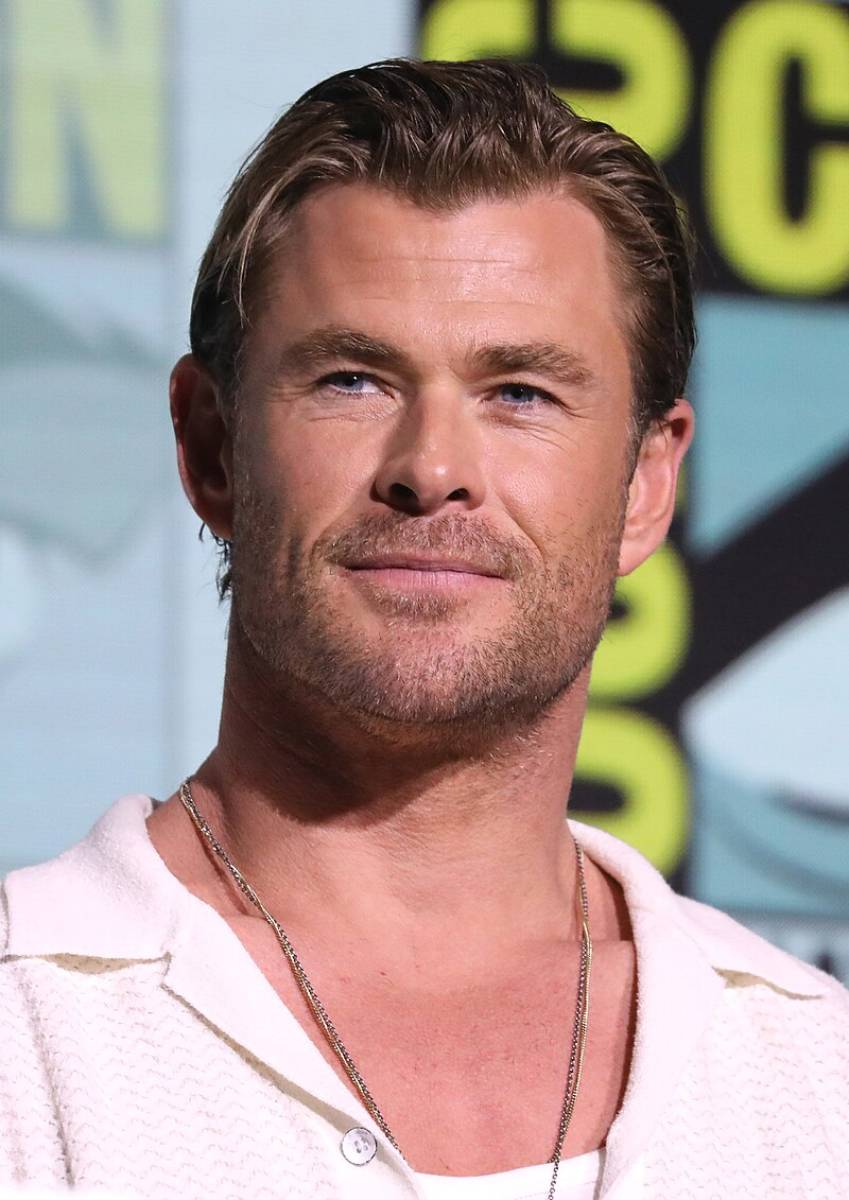 10 Celebrities with Jaw-Dropping Body Transformations 10 Celebrities with Jaw-Dropping Body Transformations