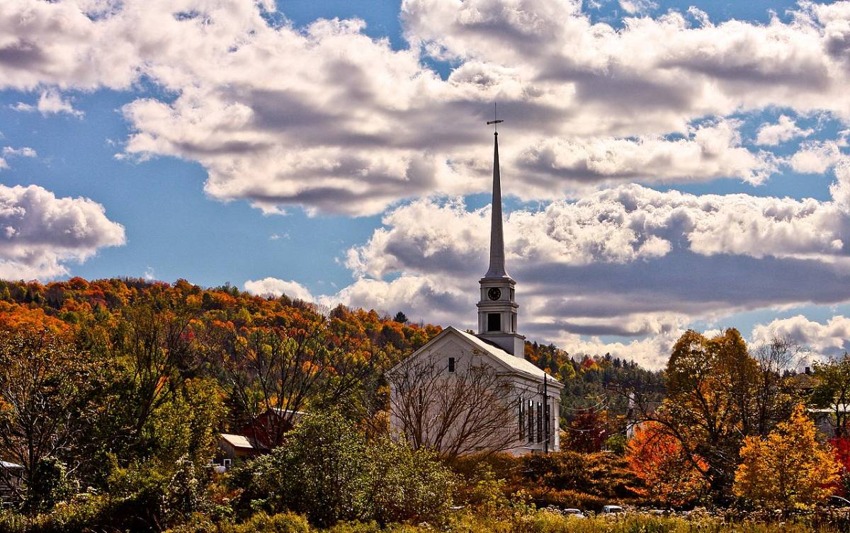 10 Most Charming Small Towns to Visit in the USA 10 Most Charming Small Towns to Visit in the USA