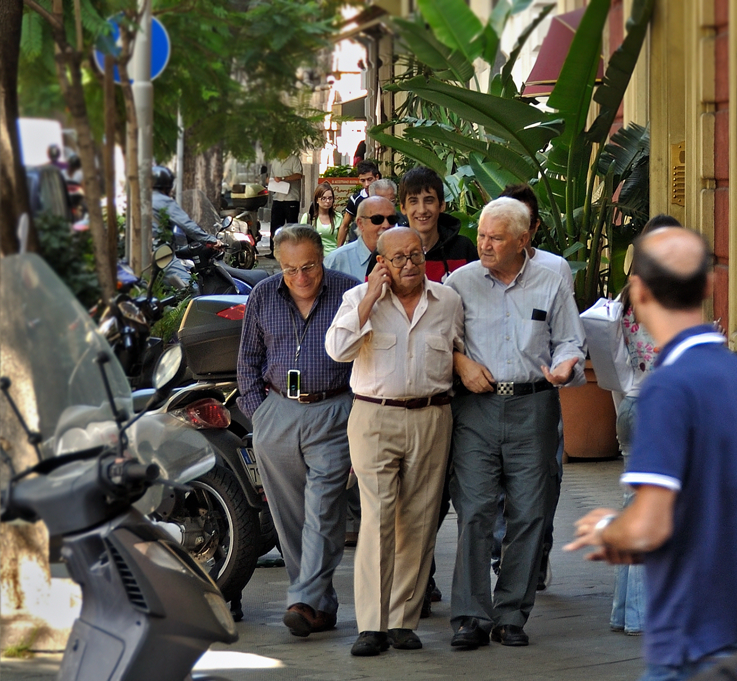 Italian old healthy people17.07