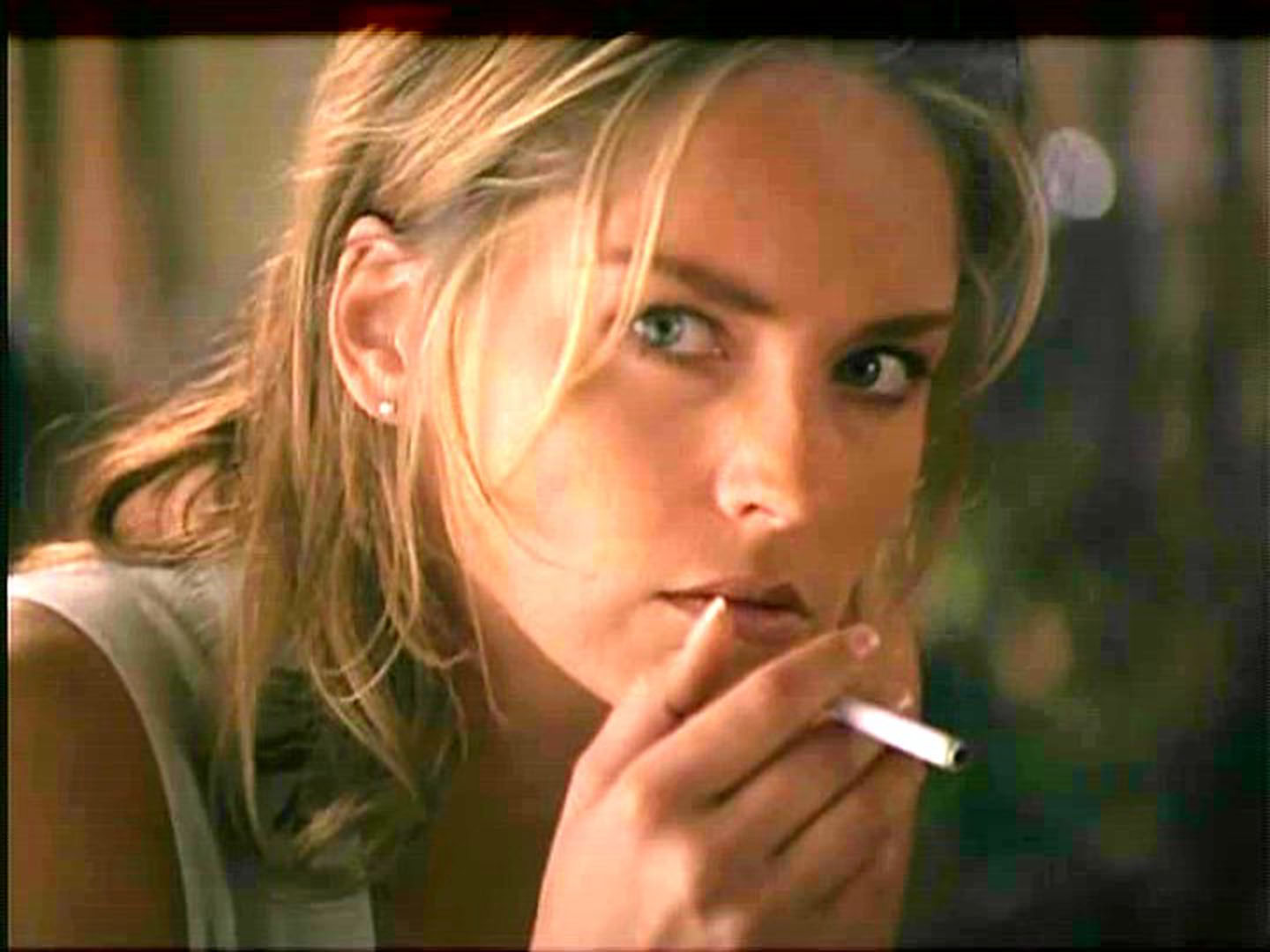 Sharon Stone Playing in Basic Instinct19.07
