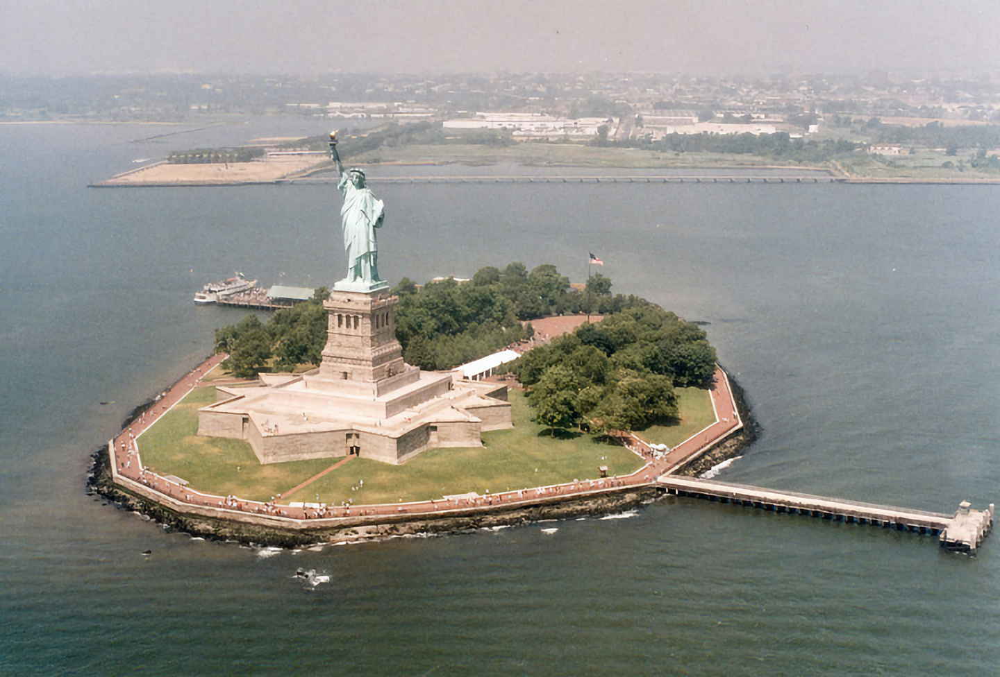 Statue of Liberty USA now05.07 3