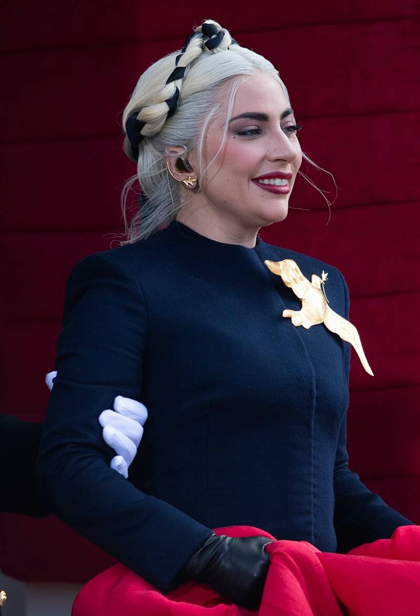 The 10 Most Iconic Beauty Transformations by Celebrities The 10 Most Iconic Beauty Transformations by Celebrities