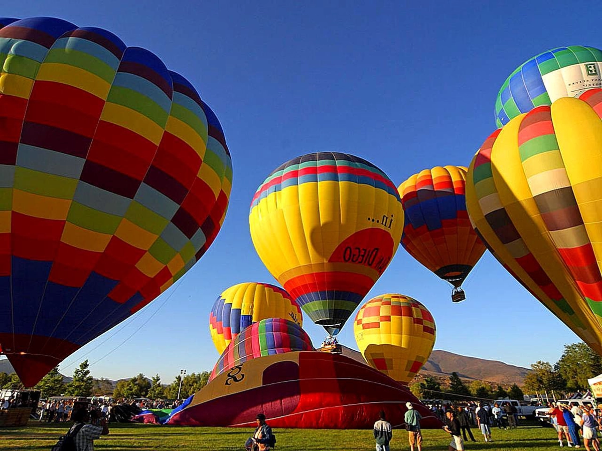 Travel By Hot Air Balloon 11.8.2025