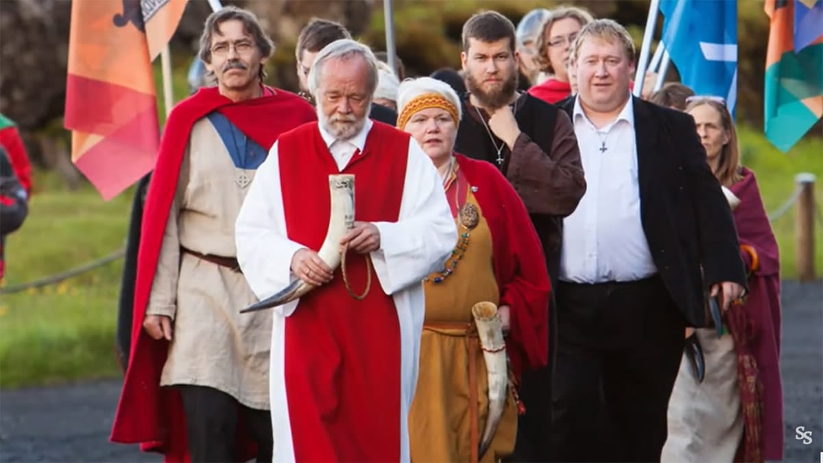 People attending Pagan holidays People attending Pagan holidays