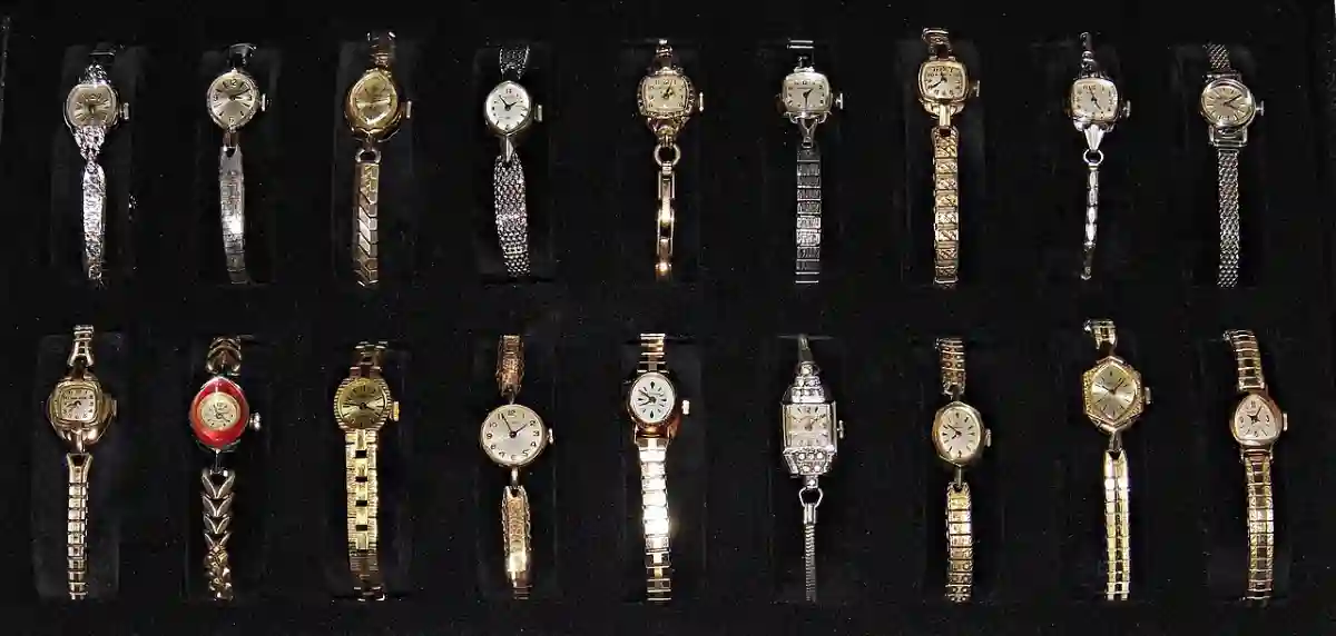 This image shows a collection of vintage women's manual-wind wristwatches. This image shows a collection of vintage women's manual-wind wristwatches.